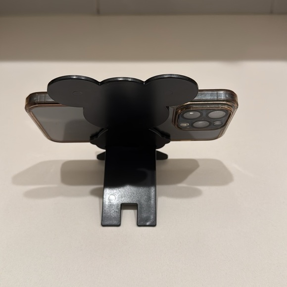 Minnie Mouse Smartphone or Cellphone Plastic Stand - Picture 6 of 10